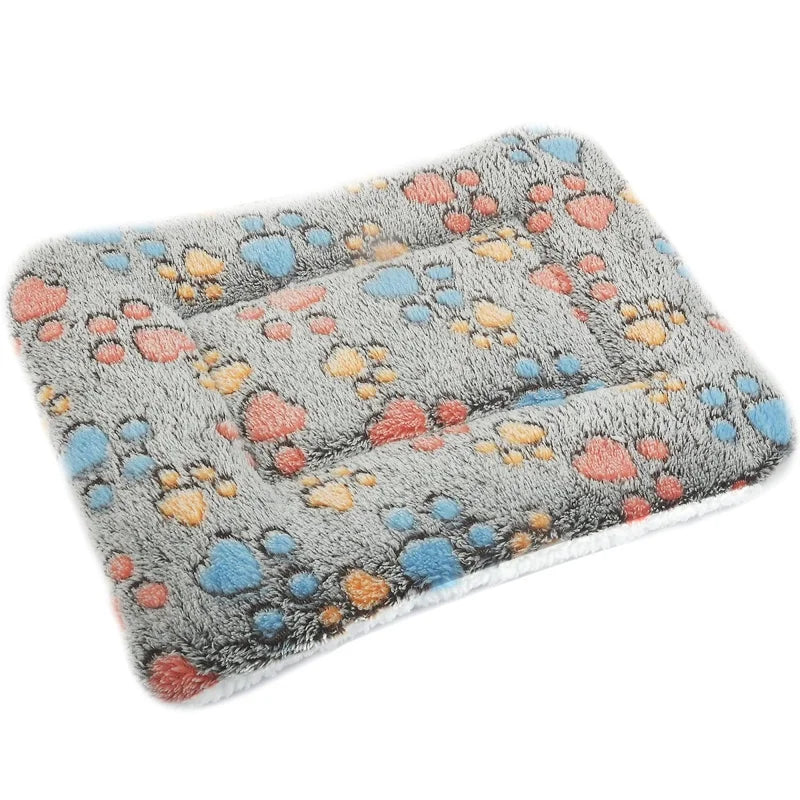 Luxury Flannel Pet Mat – Cozy & Warm for All Seasons - Pet Bliss