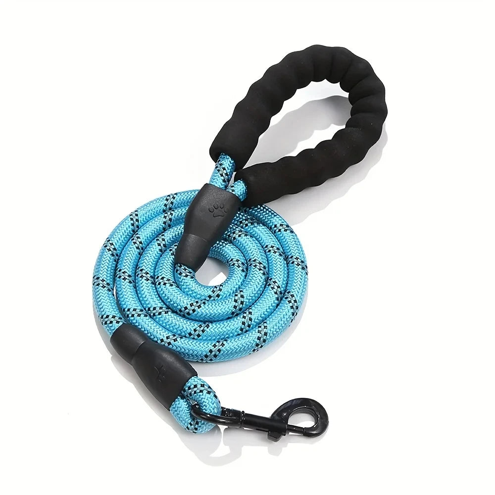 Heavy-Duty Rope Leash – Strong Grip, Smooth Walks - Pet Bliss