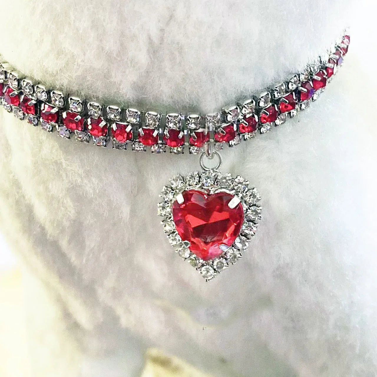 Sparkling Cat Collar – Glamour for Your Furry Friend - Pet Bliss