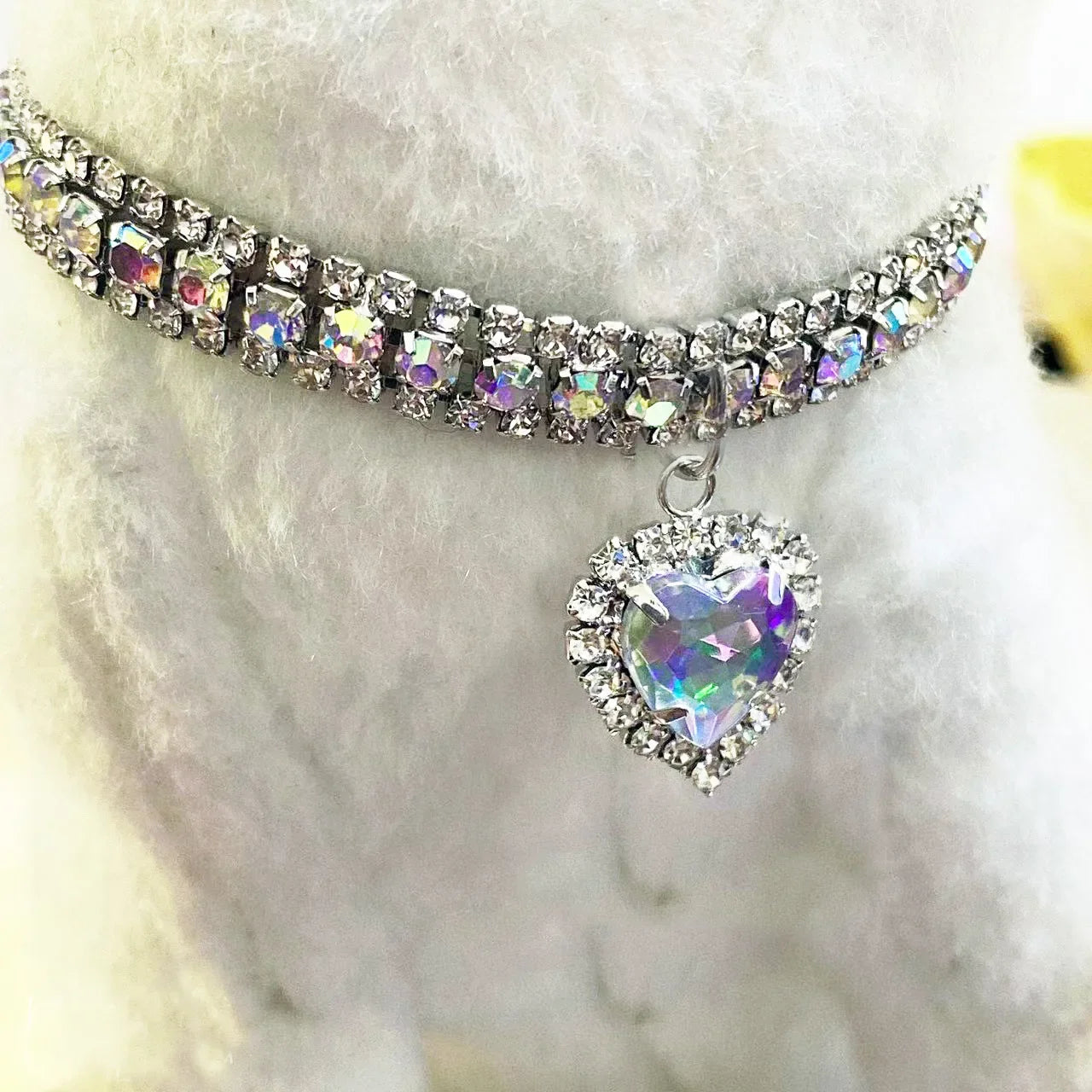 Sparkling Cat Collar – Glamour for Your Furry Friend - Pet Bliss